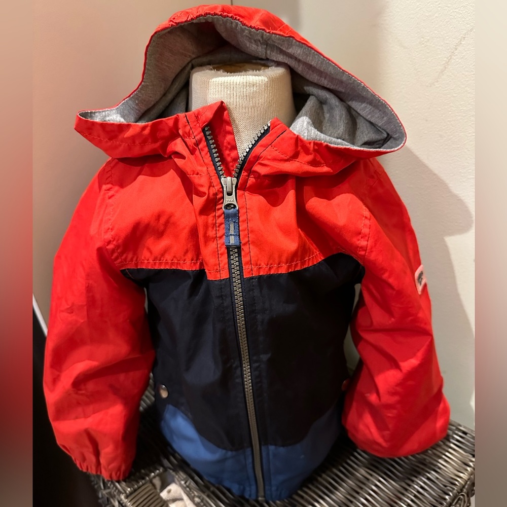 OshKosh windbreaker, size 4T *BUNDLE! 2 for $15 or 3 for $20!!
